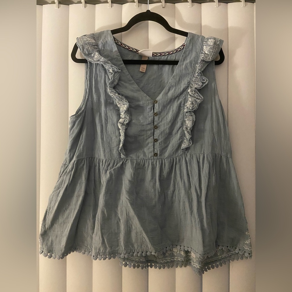 Knox Rose blue faux denim tank top. Size XXL